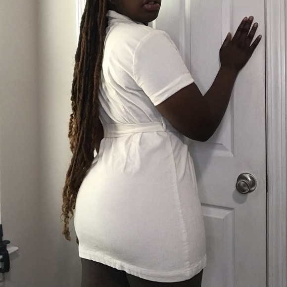 Cream Woven Mini BodyCon ZIP up Dress - Picture 5 of 5